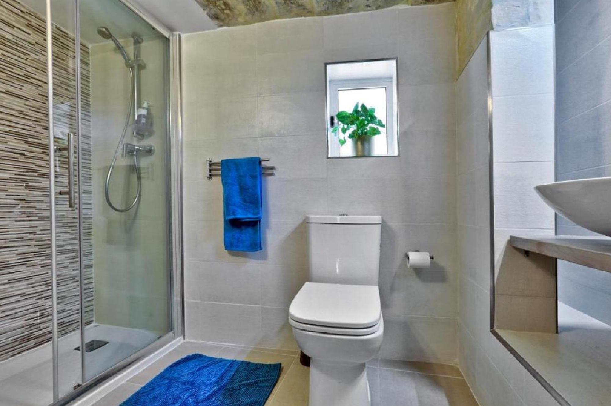 Exquisite 3-Bedroom Duplex Penthouse With Jacuzzi In Valletta Centre Kültér fotó